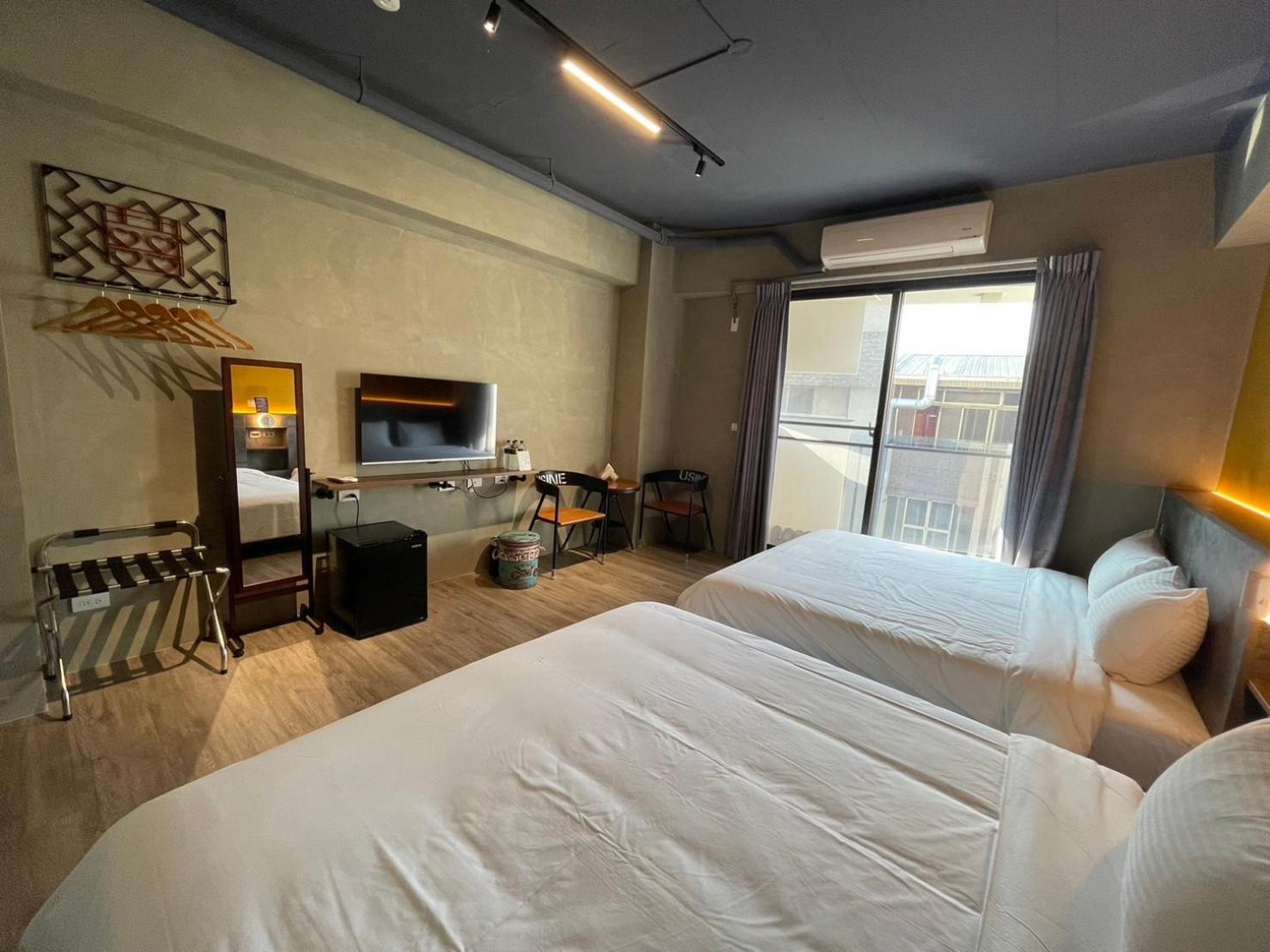 Long Lang Homestay Đài Nam Ngoại thất bức ảnh