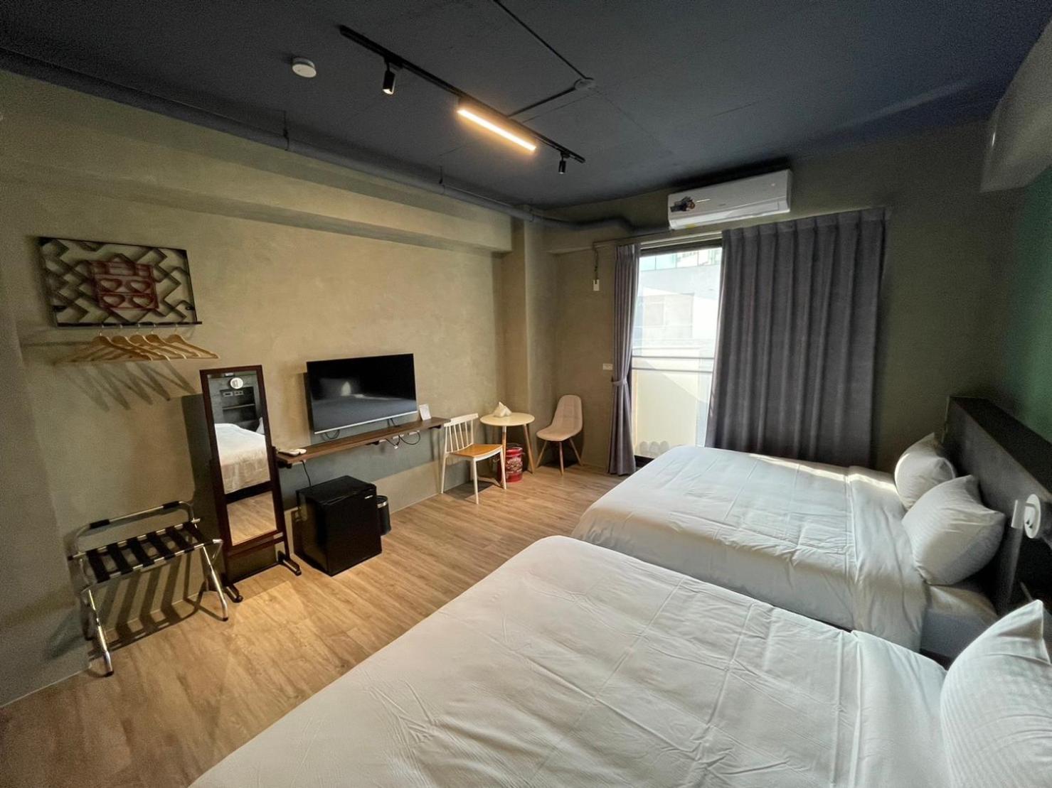 Long Lang Homestay Đài Nam Ngoại thất bức ảnh