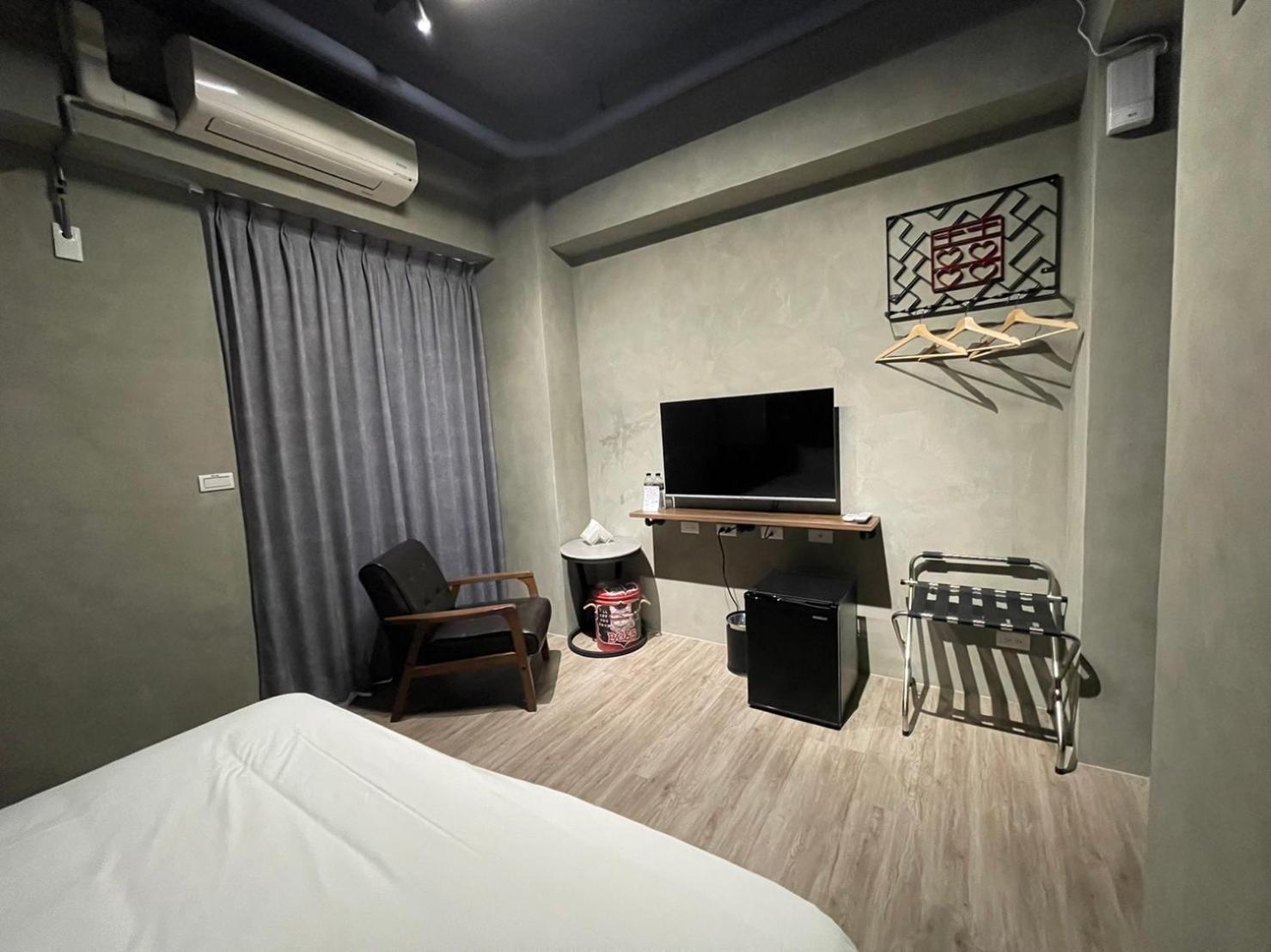 Long Lang Homestay Đài Nam Ngoại thất bức ảnh
